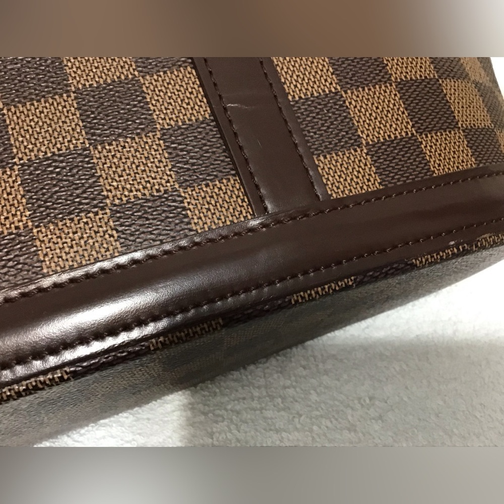Louis Vuitton Bag - Picture 12 of 16